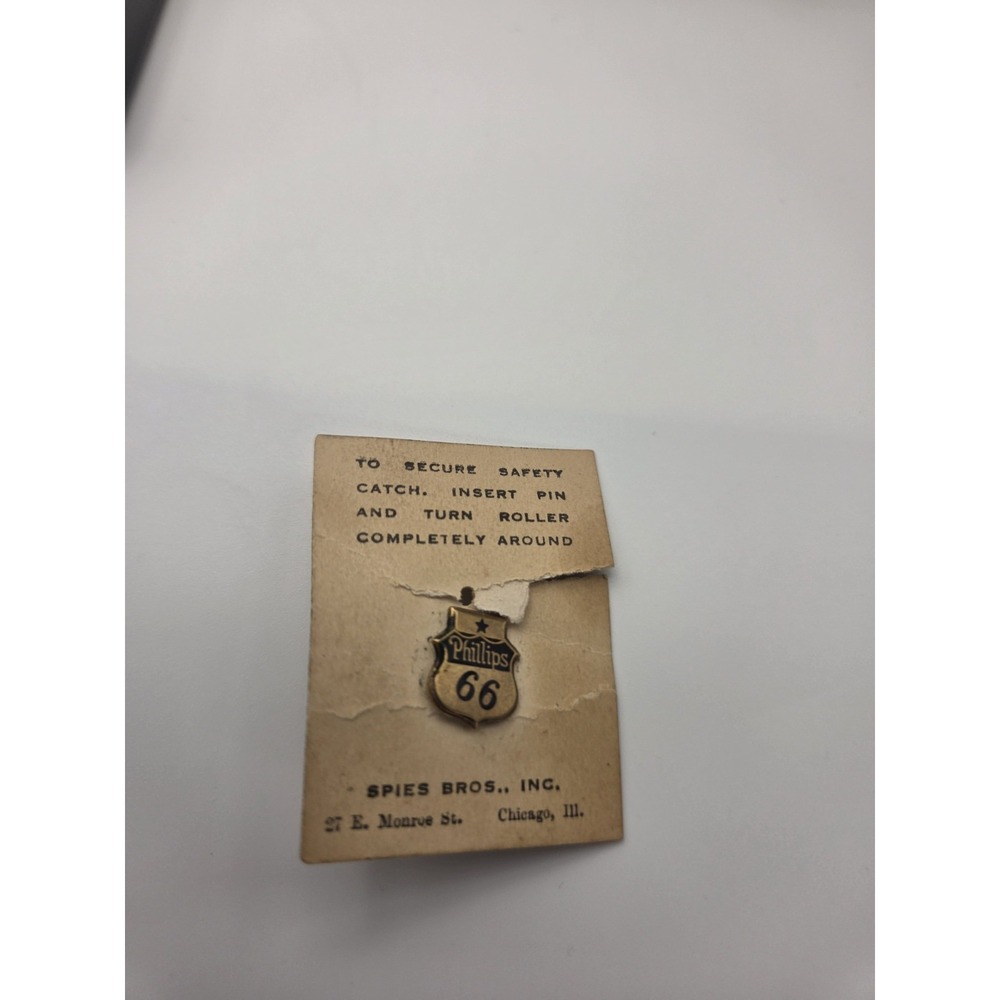 VINTAGE PHILLIPS 66 PETROLEUM COMPANY GAS OIL 10 YEAR EMPLOYEE LAPEL PIN 10k